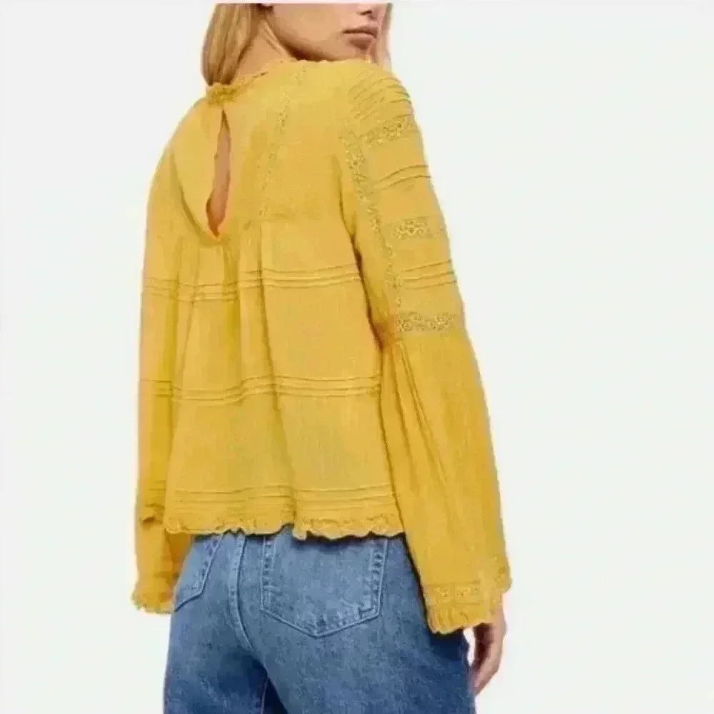 Free People Ladies Bell Sleeve Blouse
Yellow boho ruffle peasant Size Small - Picture 2 of 13